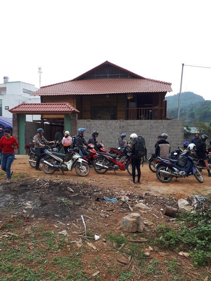 Linh Hostel Motorbike Lang Lap Buitenkant foto